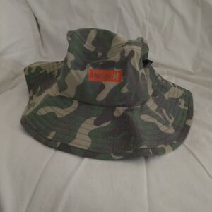 Hurley Men's S/M Camo Bucket Hat